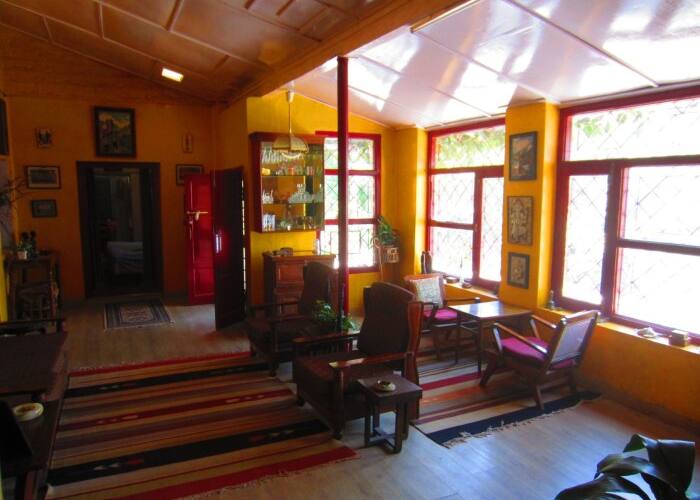 Oak Grove Inn, Lansdowne 5